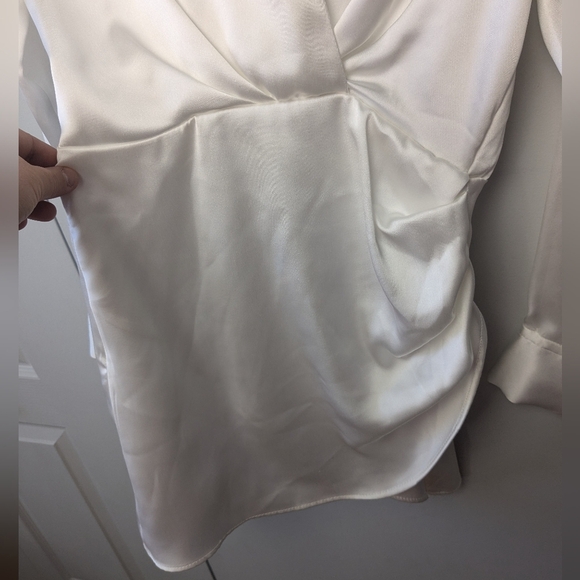 ZARA white Silk Texture Short Dress Size XS Size Zipper Long Sleeves - Picture 4 of 13